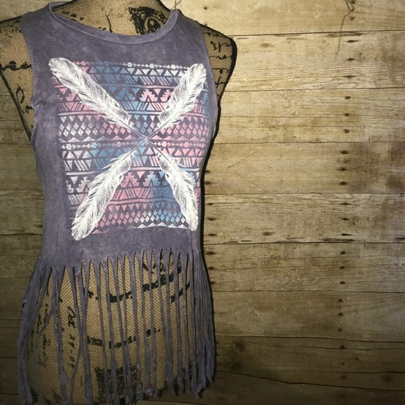 Tops - Fringe crop top